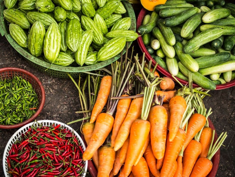 Volunteer with Food Banks Alberta